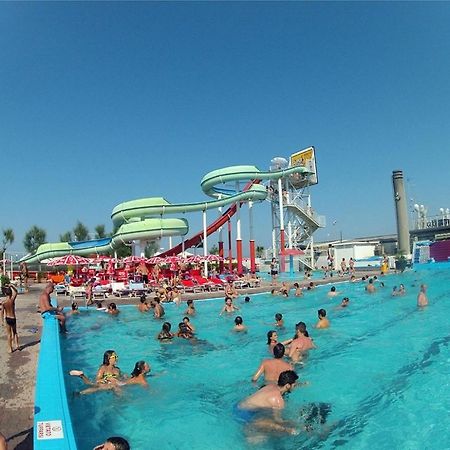 Hotel Niagara Riccione Eksteriør billede