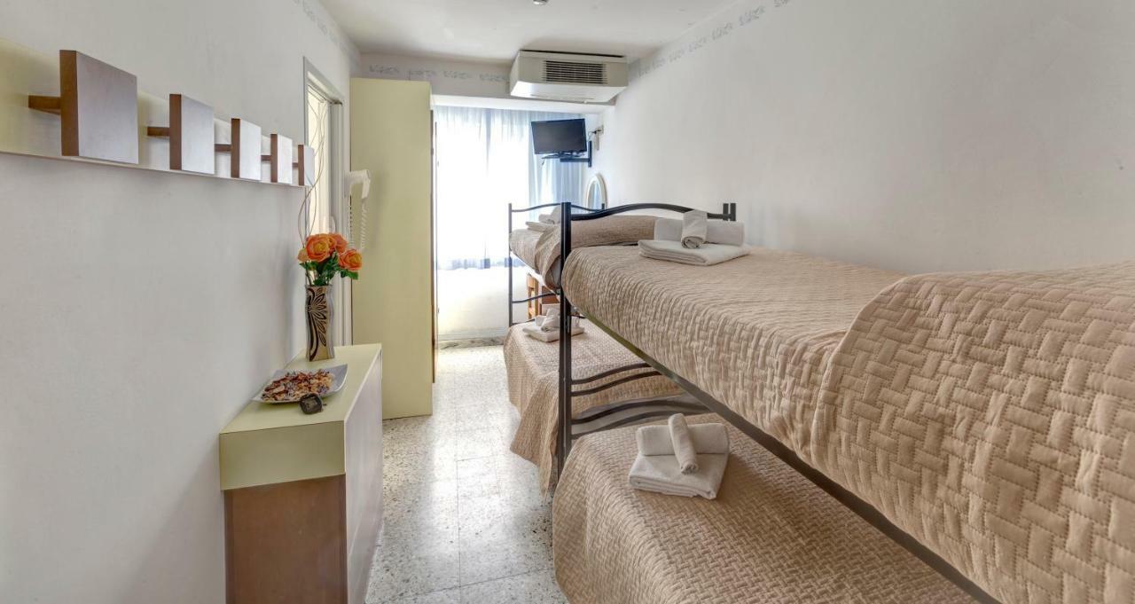 Hotel Niagara Riccione Eksteriør billede